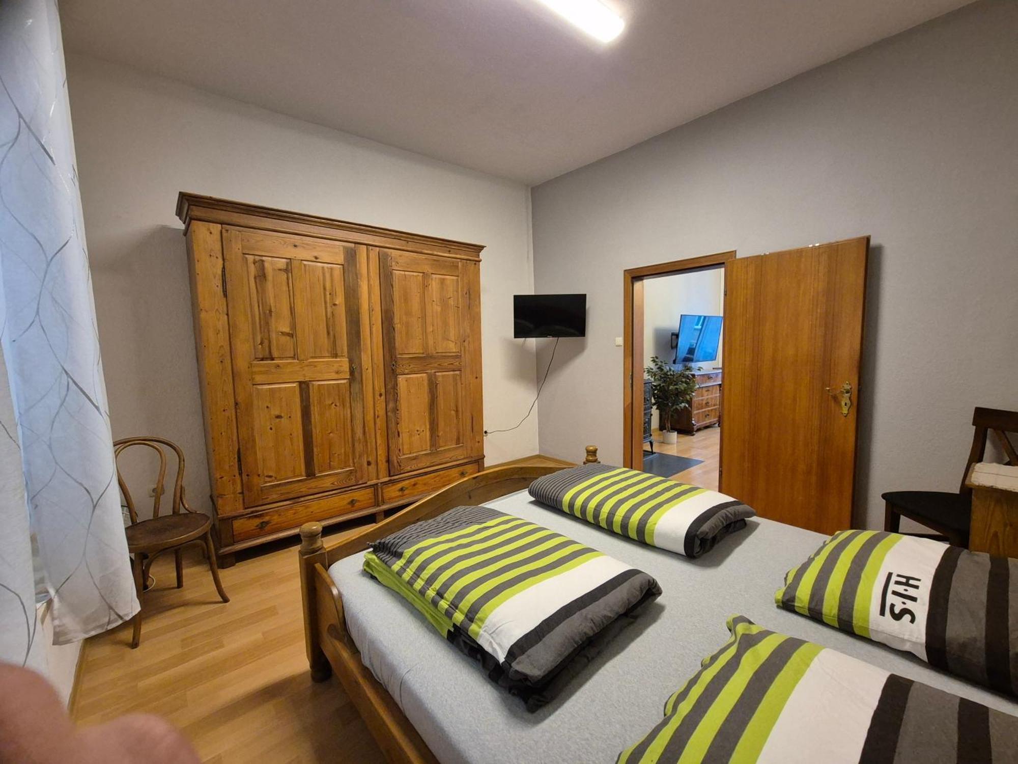 Апартаменты Ehemaliges Winzerhaus Кохем Номер фото